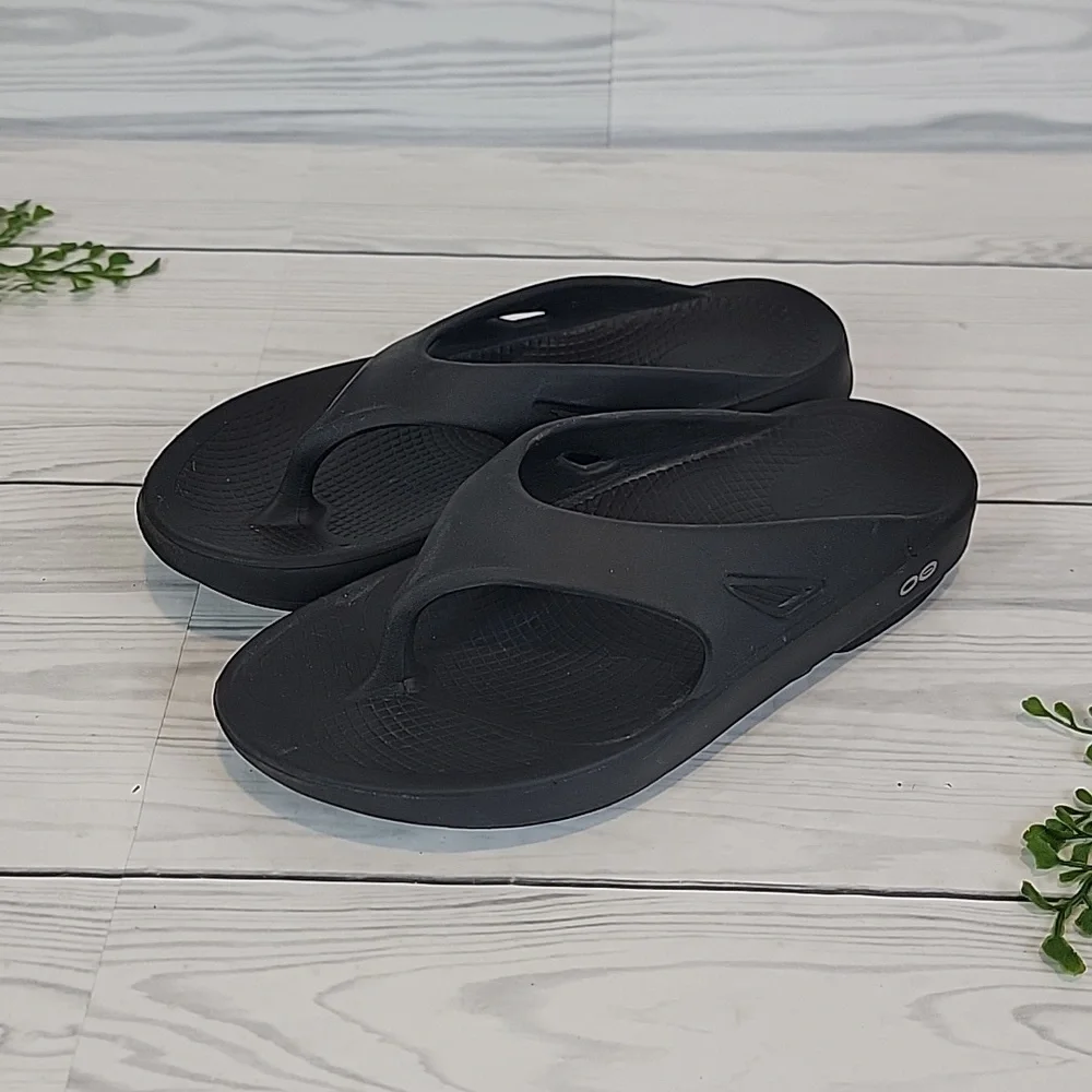 OOFOS Original Recovery Black Comfort Thong Sandals Womens Size 9 - Picture 9 of 9